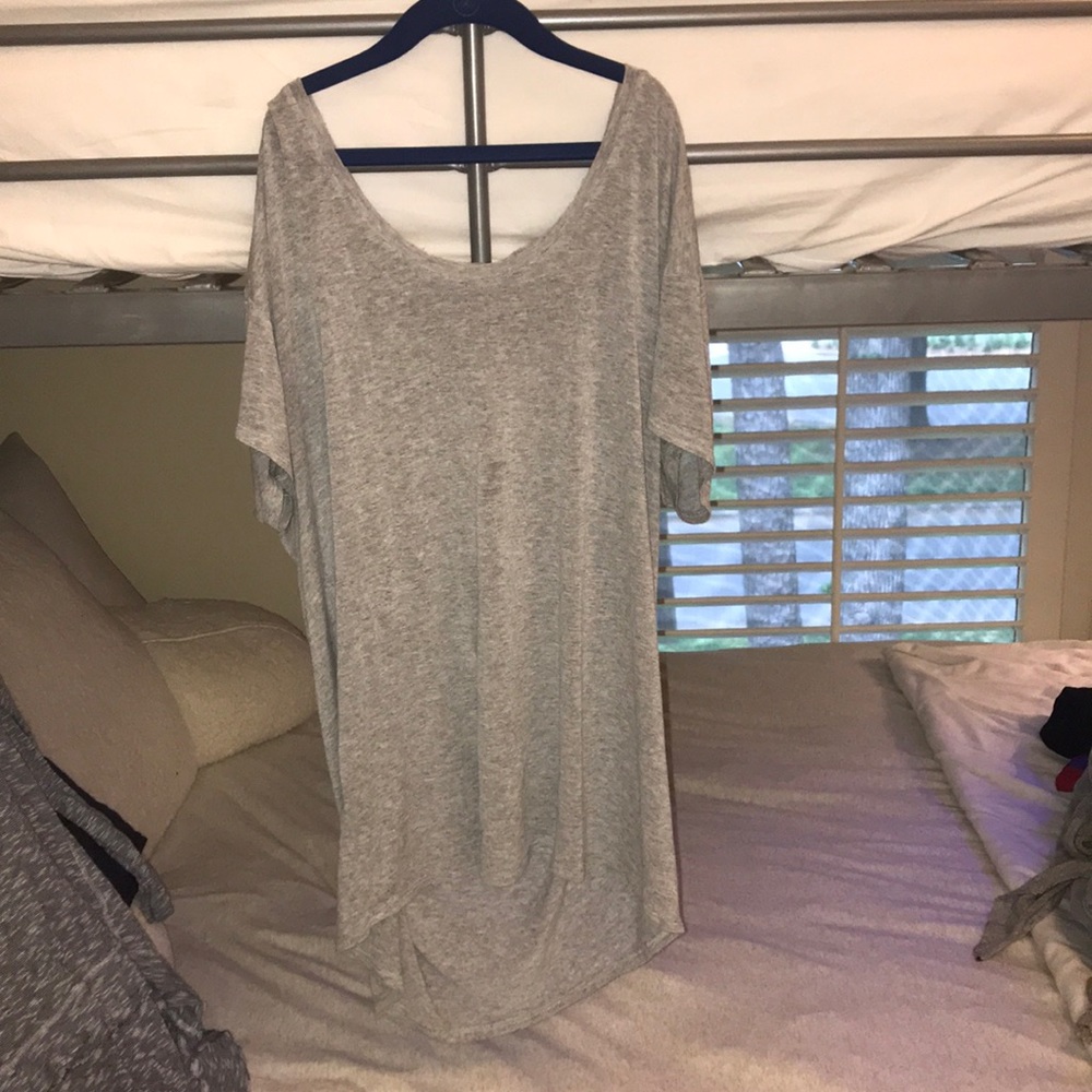 Tee shirt